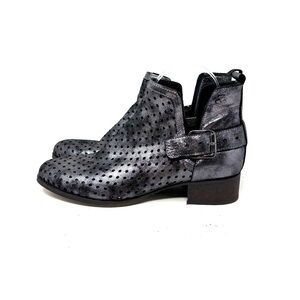Venus Boots